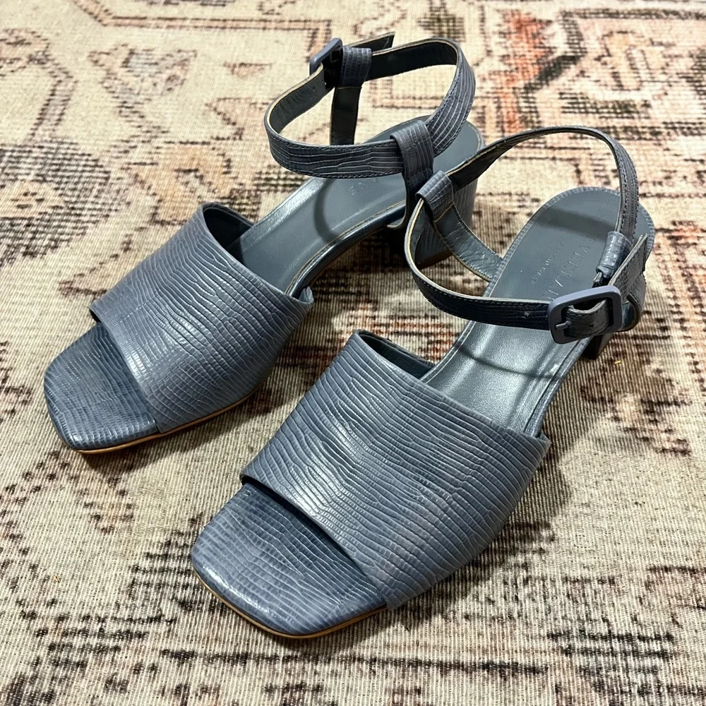 Everlane Blue Textured Block Heel Sandals - Picture 2 of 5